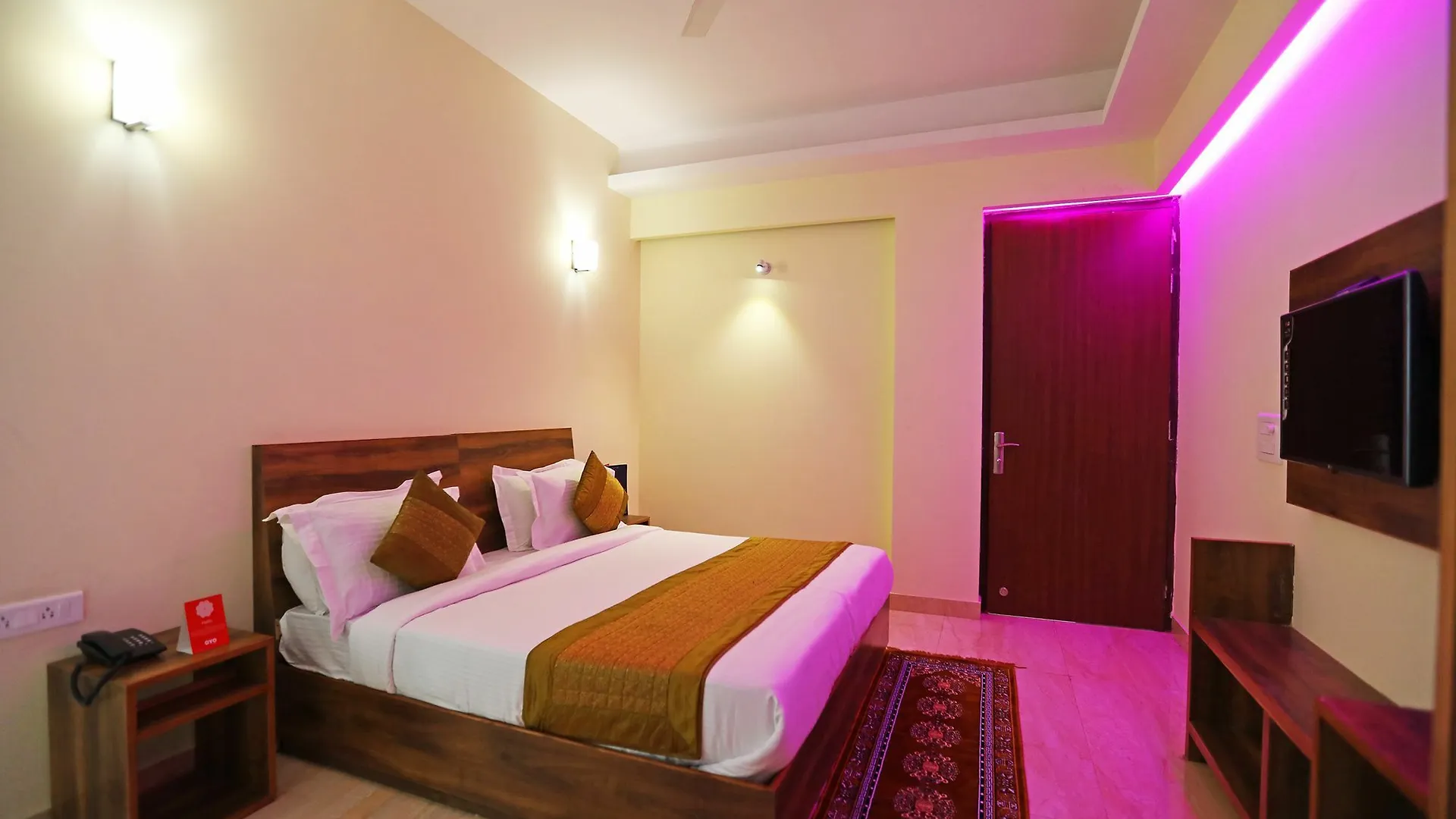 Oyo 10889 Hotel Green Residency Gurgaon